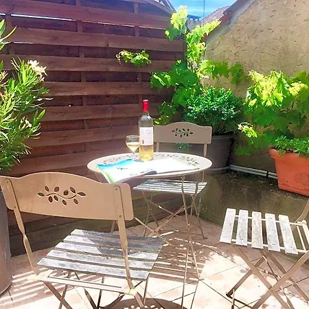 La Clef Des Songes - Au Calme, Au Coeur De Sarlat, 2 Minutes A Pied De La Cite Medievale - Climatisation - Petits Dejeuners Fait Maison - Parking Gratuit - Option Et Massages - Piscine De Saison A 400m 4* Sarlat