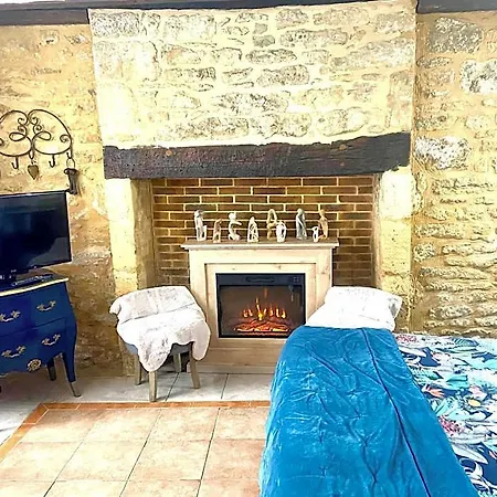 La Clef Des Songes - Au Calme, Au Coeur De Sarlat, 2 Minutes A Pied De La Cite Medievale - Climatisation - Petits Dejeuners Fait Maison - Parking Gratuit - Option Et Massages - Piscine De Saison A 400m Hotel