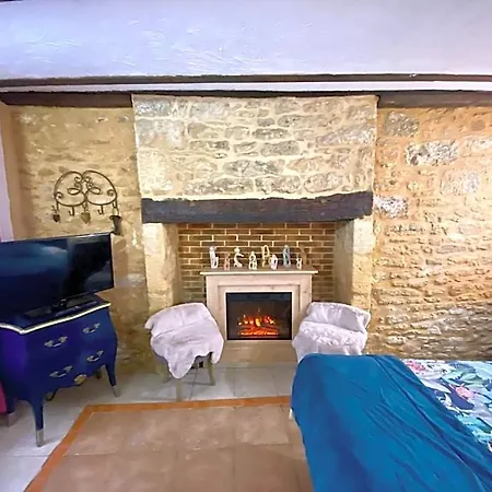 Hotell La Clef Des Songes - Au Calme, Au Coeur De Sarlat, 2 Minutes A Pied De La Cite Medievale - Climatisation - Petits Dejeuners Fait Maison - Parking Gratuit - Option Et Massages - Piscine De Saison A 400m